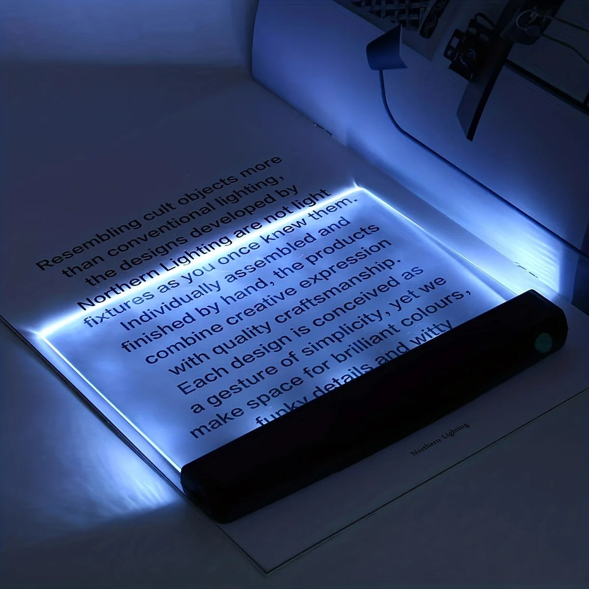 Night Vision Reading Light - Eklat